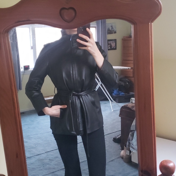 Like NEW vintage 90's leather jacket - Picture 6 of 7